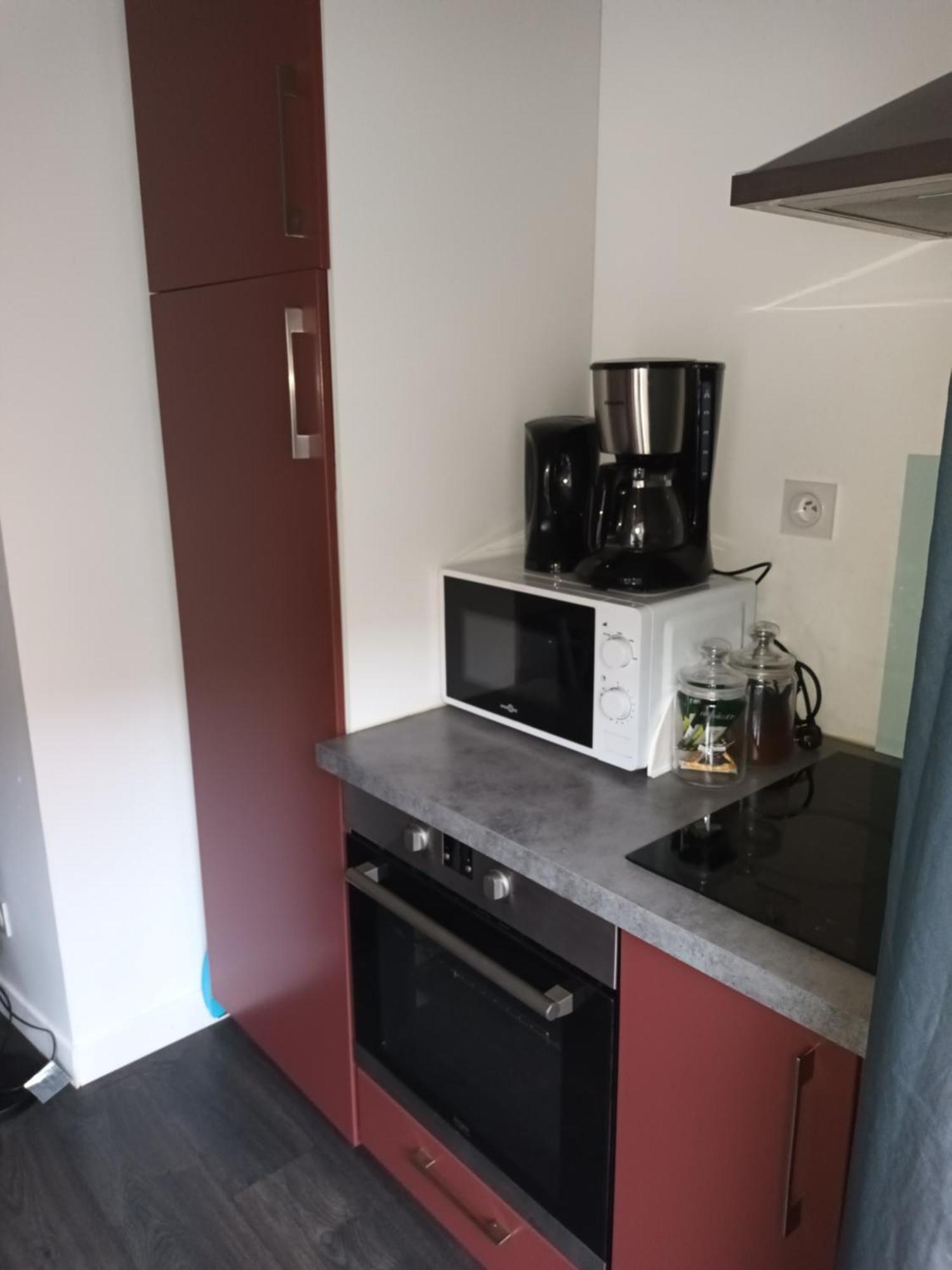 Brigueuil Petite Maison Cocooning מראה חיצוני תמונה
